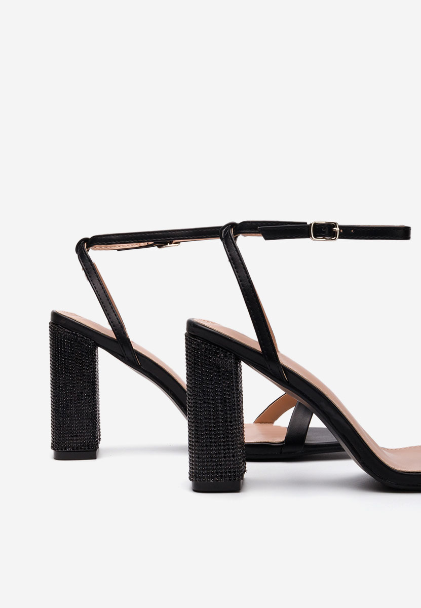 Černé dámské elegantní sandály Rayna