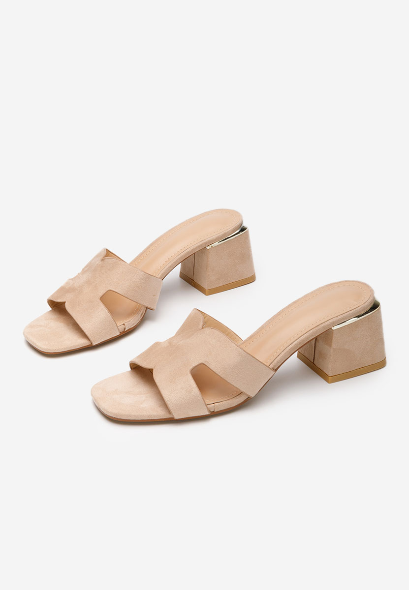 Béžové pantofle na podpatku Velmia