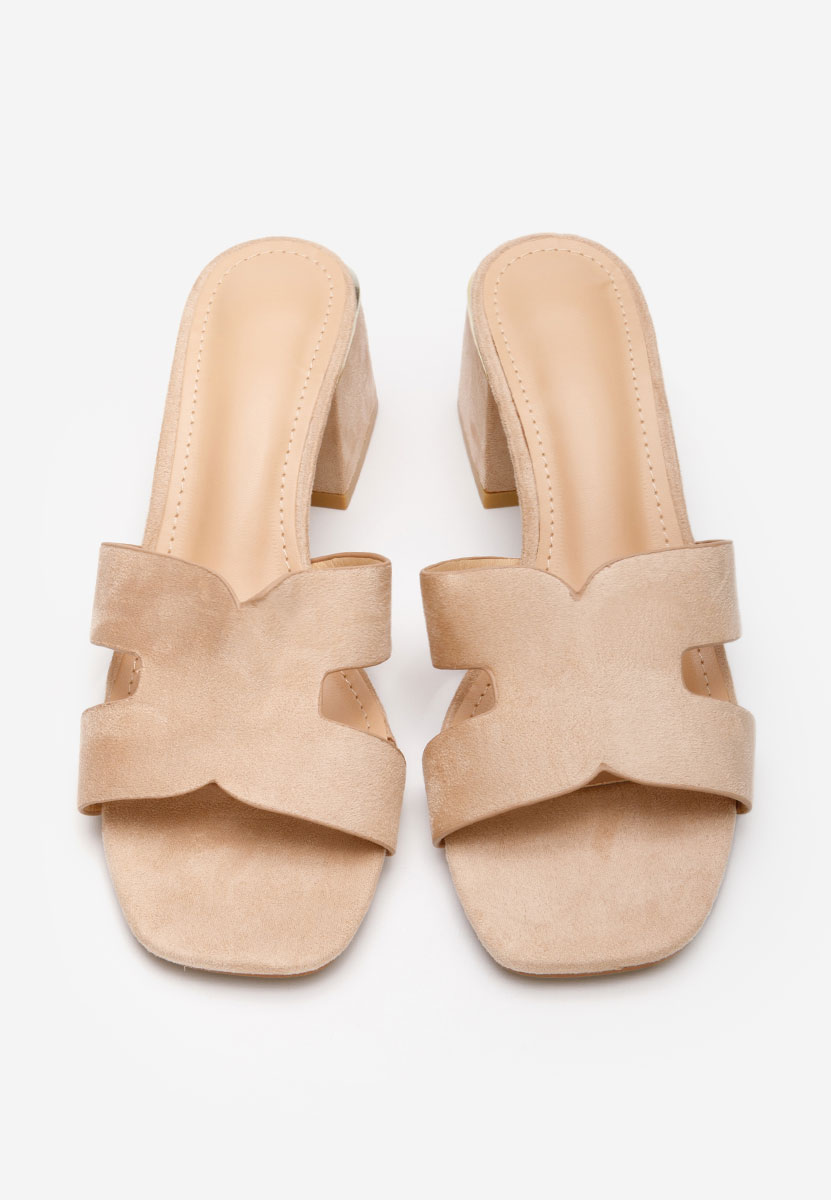 Béžové pantofle na podpatku Velmia