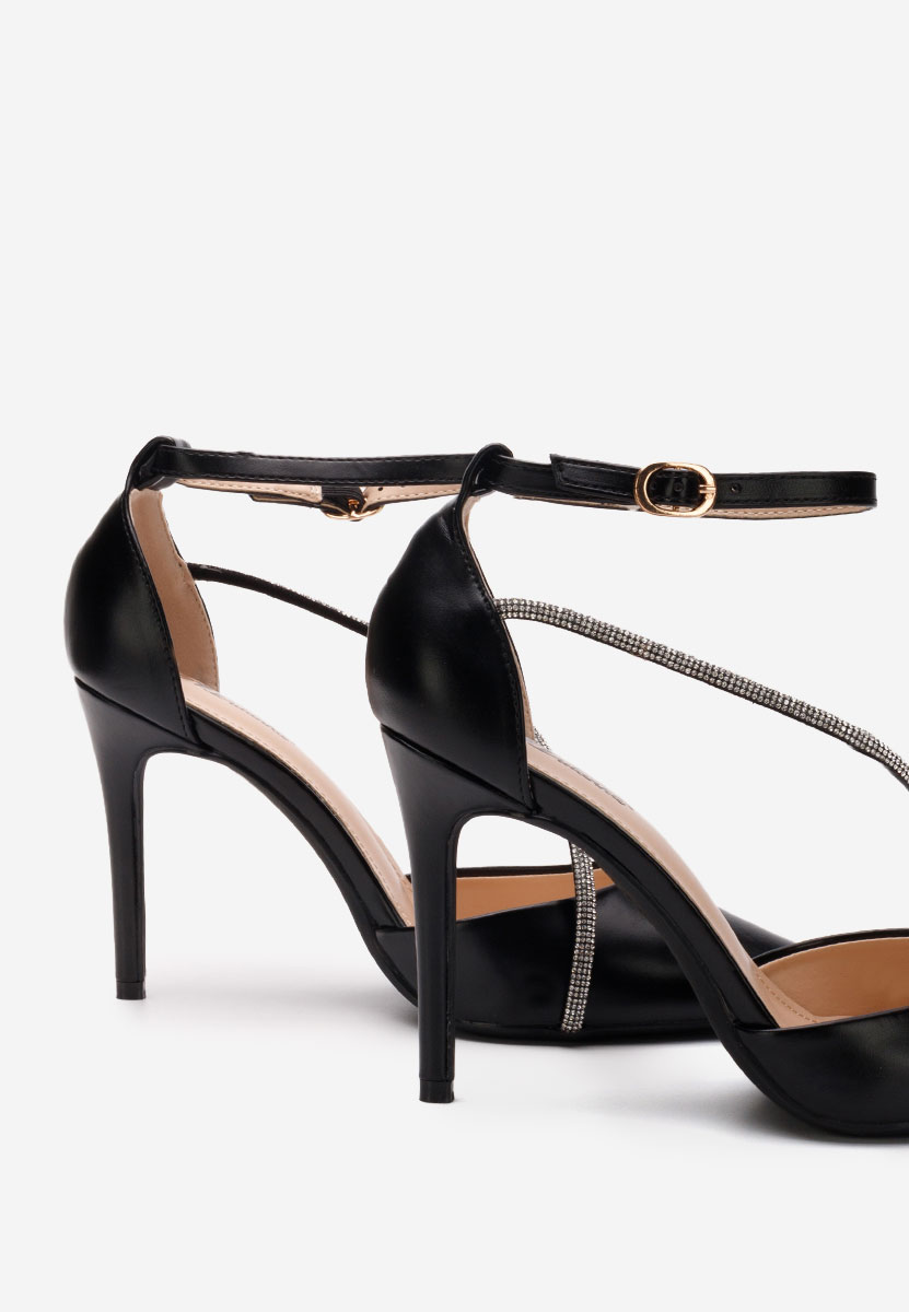 Černé lodičky do špičky Honeya