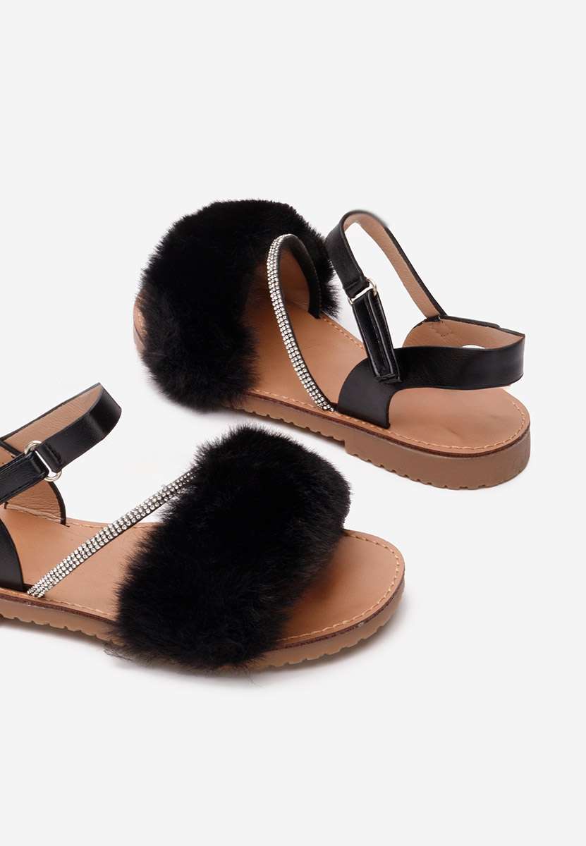 Černé dívčí sandály Ezmeralda