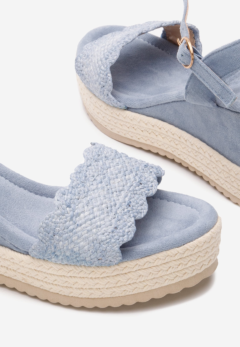 Svetlě modré sandály na klínku Miliana