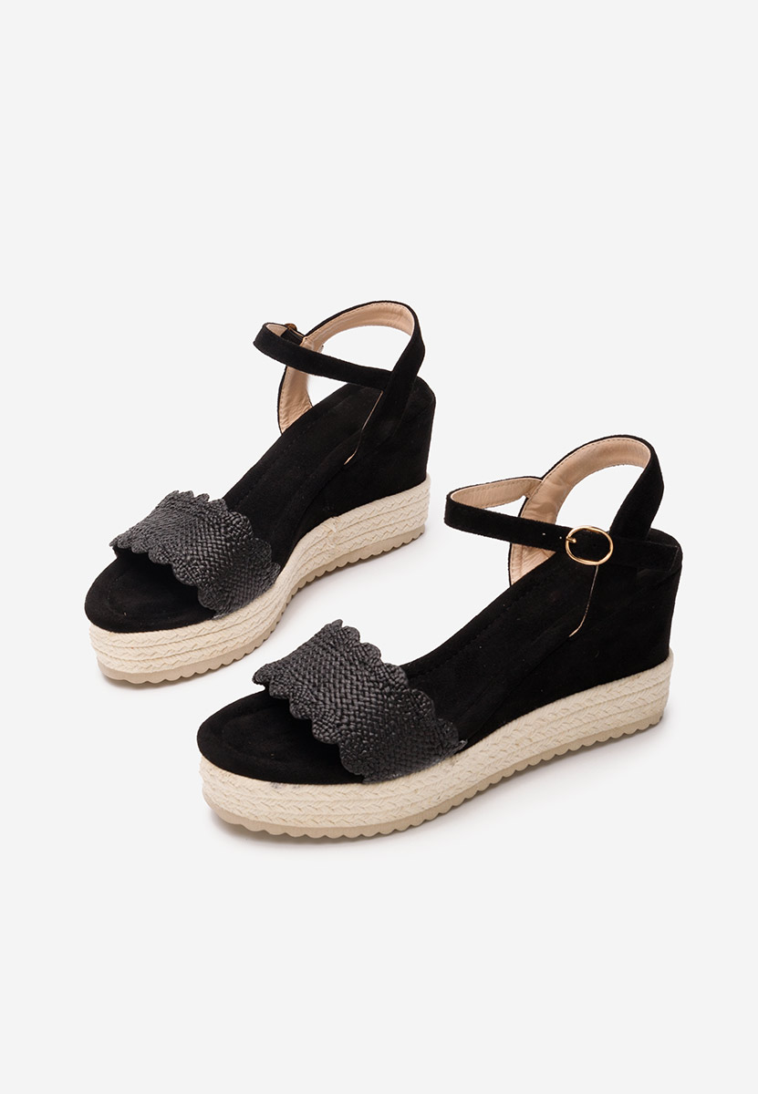 Černé sandály na klínku Miliana