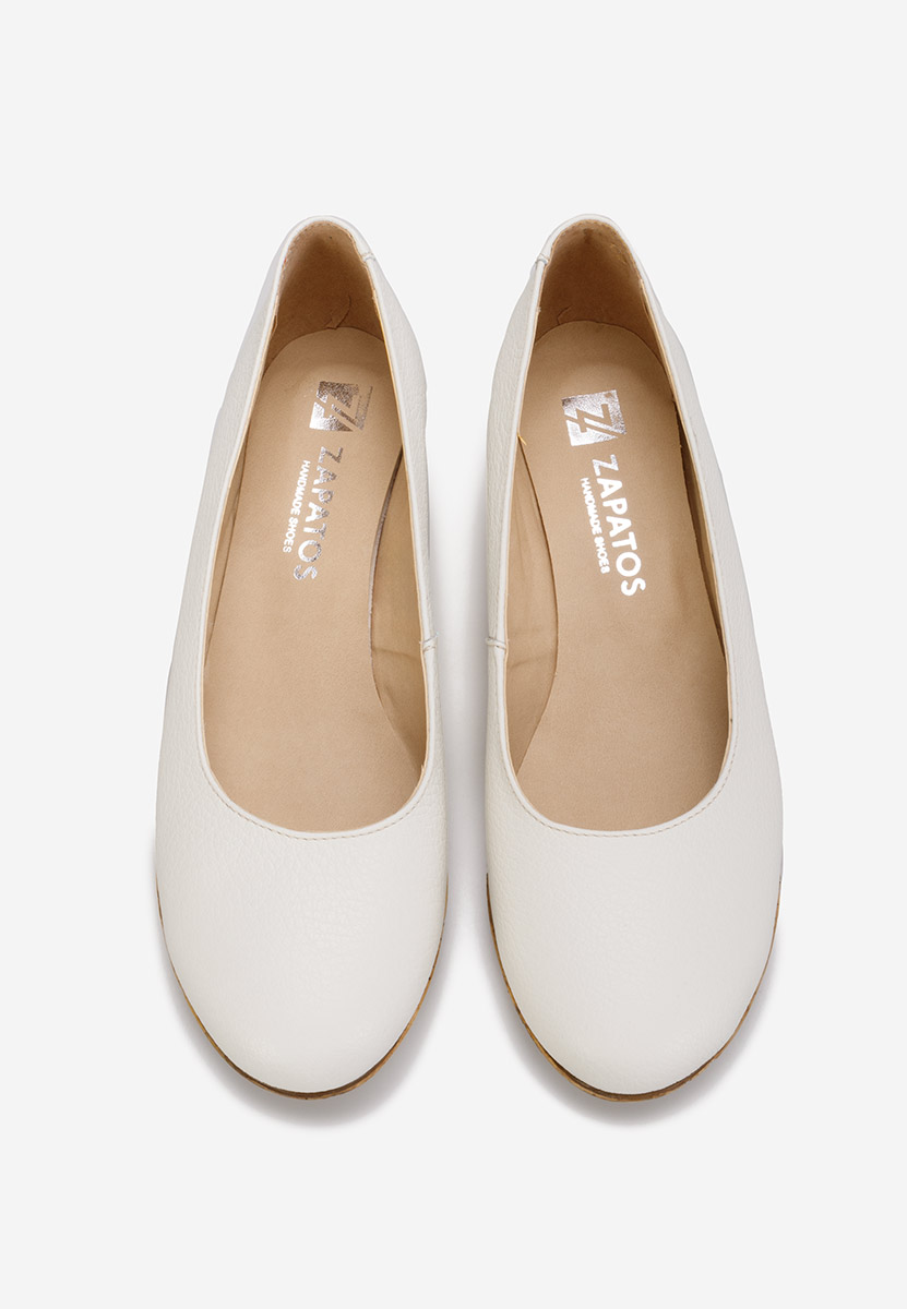 Bílé lodičky na klínku Sonia V3