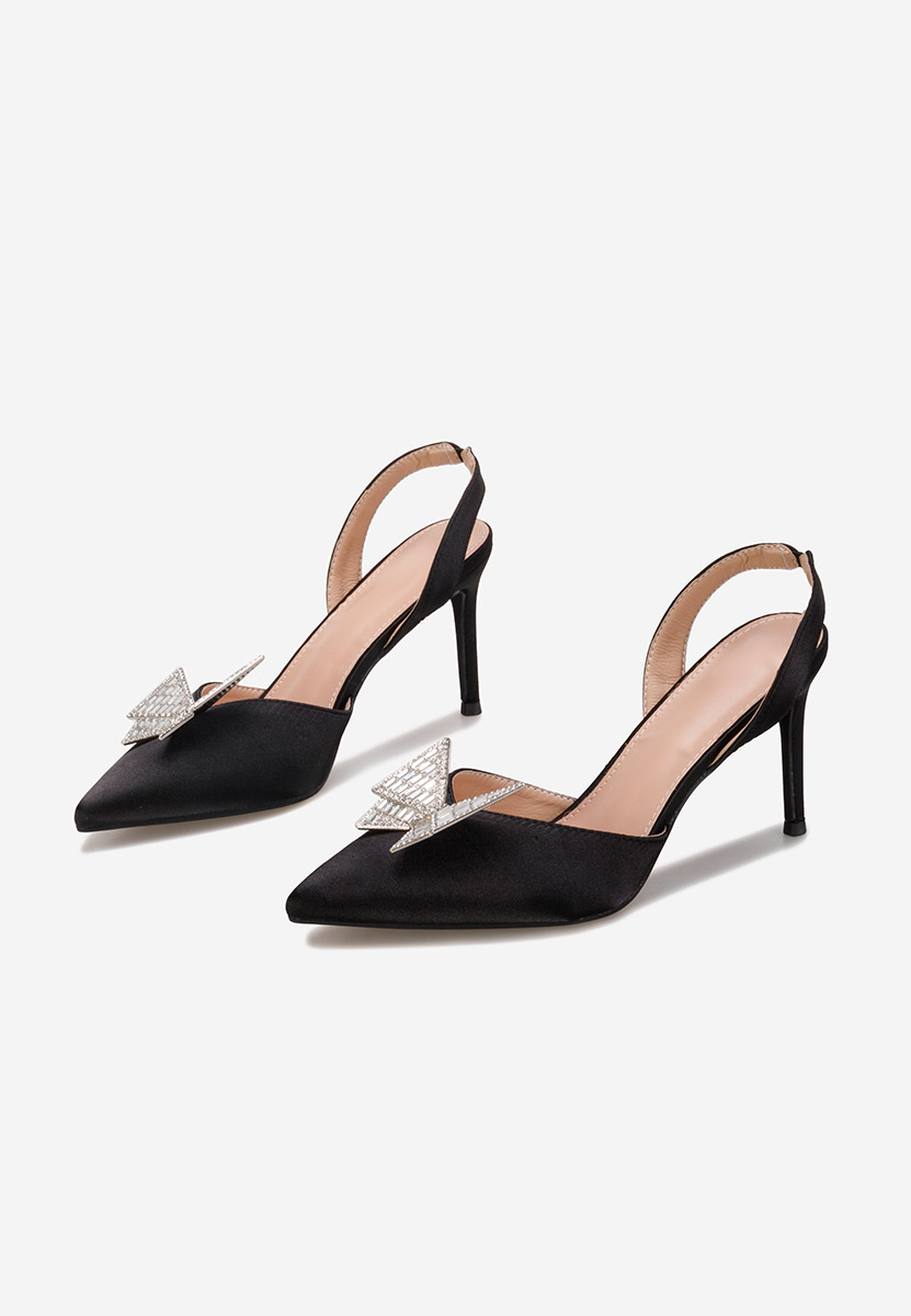 Černé lodičky do špičky Arruna