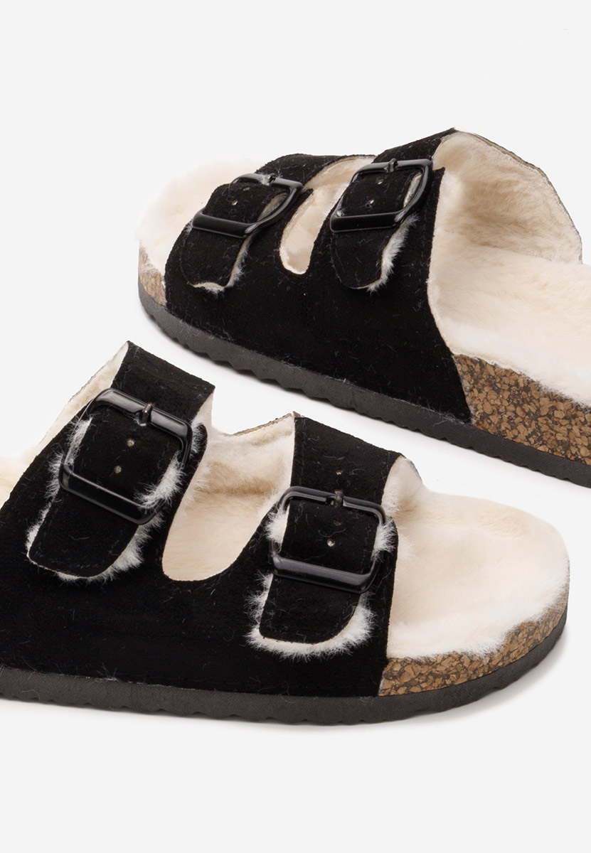 černé domácí pantofle Testa