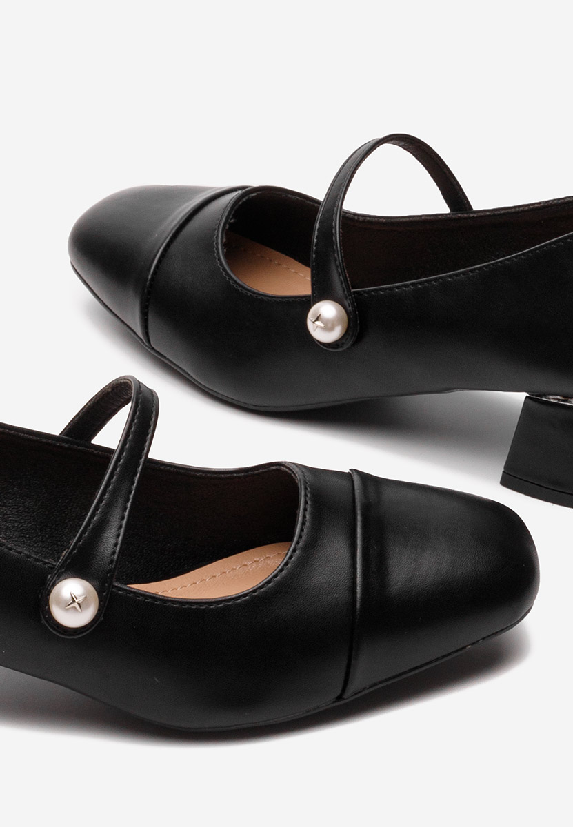 Černé lodičky na hrubém podpatku Sidena