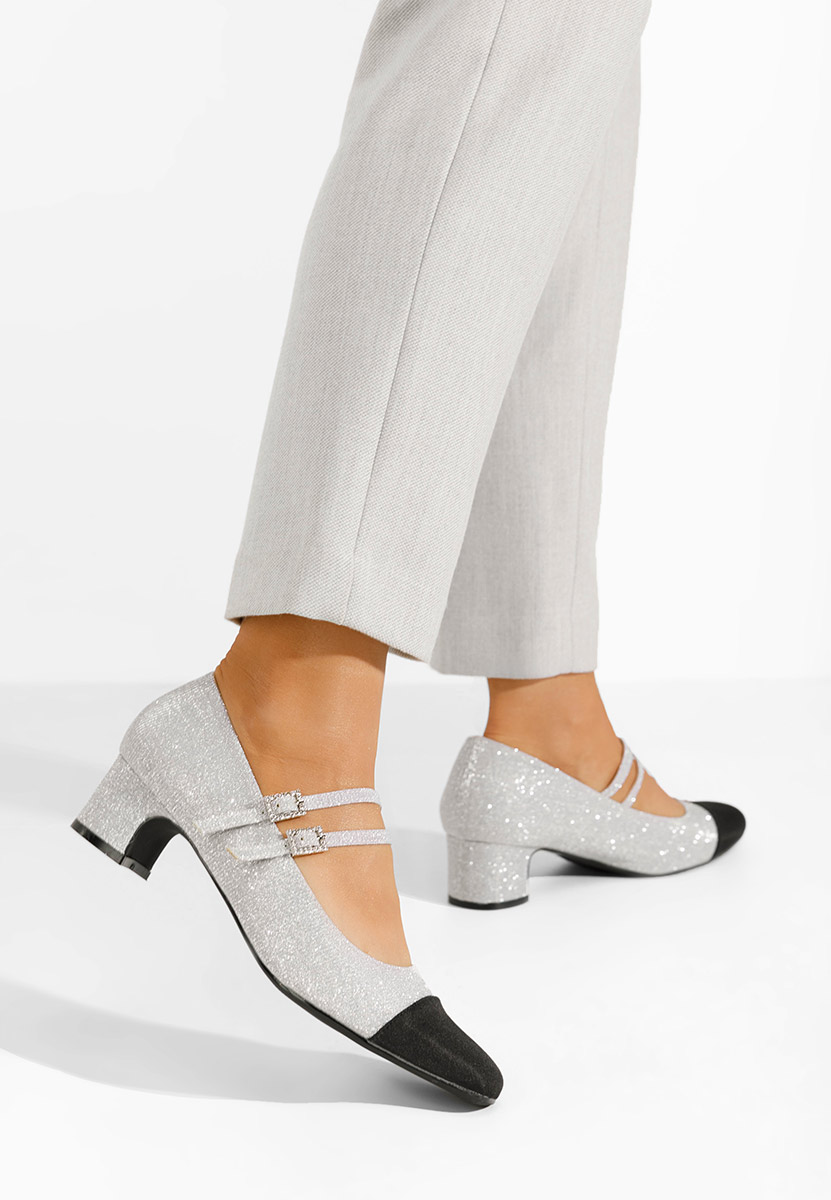 Stribrné lodičky na hrubém podpatku Nakira