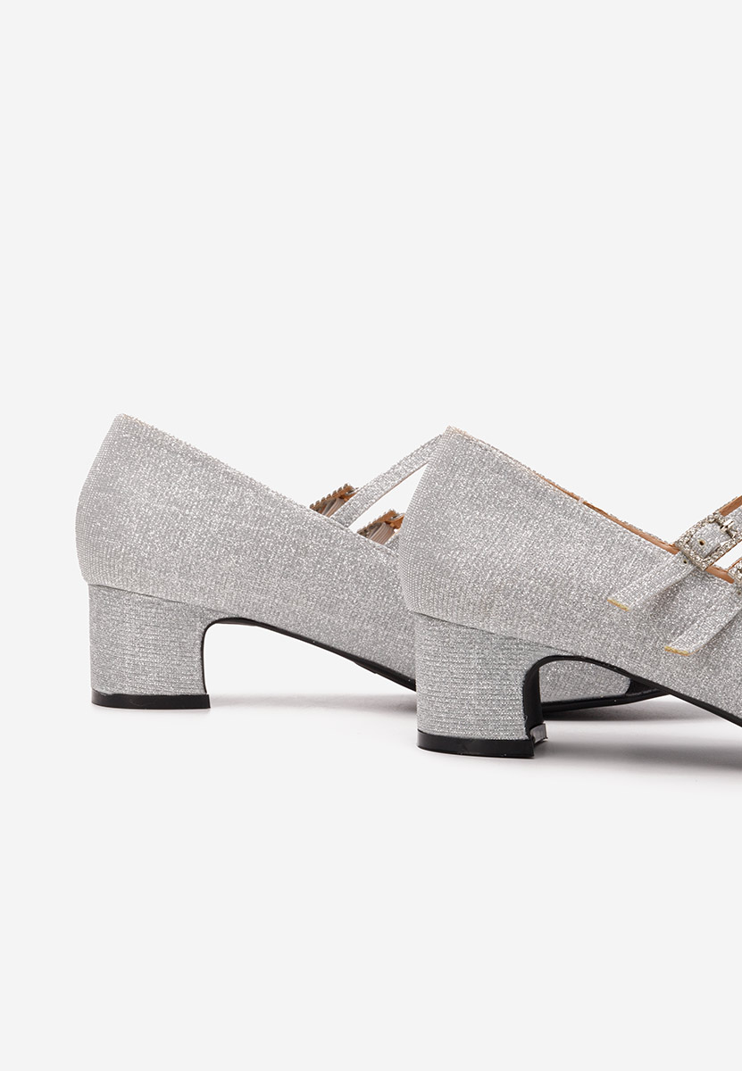 Stribrné lodičky na hrubém podpatku Nakira