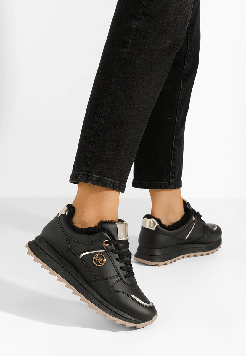 Černé zimní tenisky dámské Carris