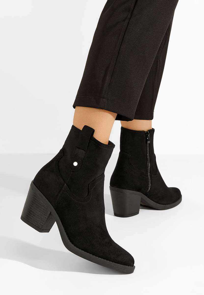 Černé kotníkové boty cowboy Alyonna