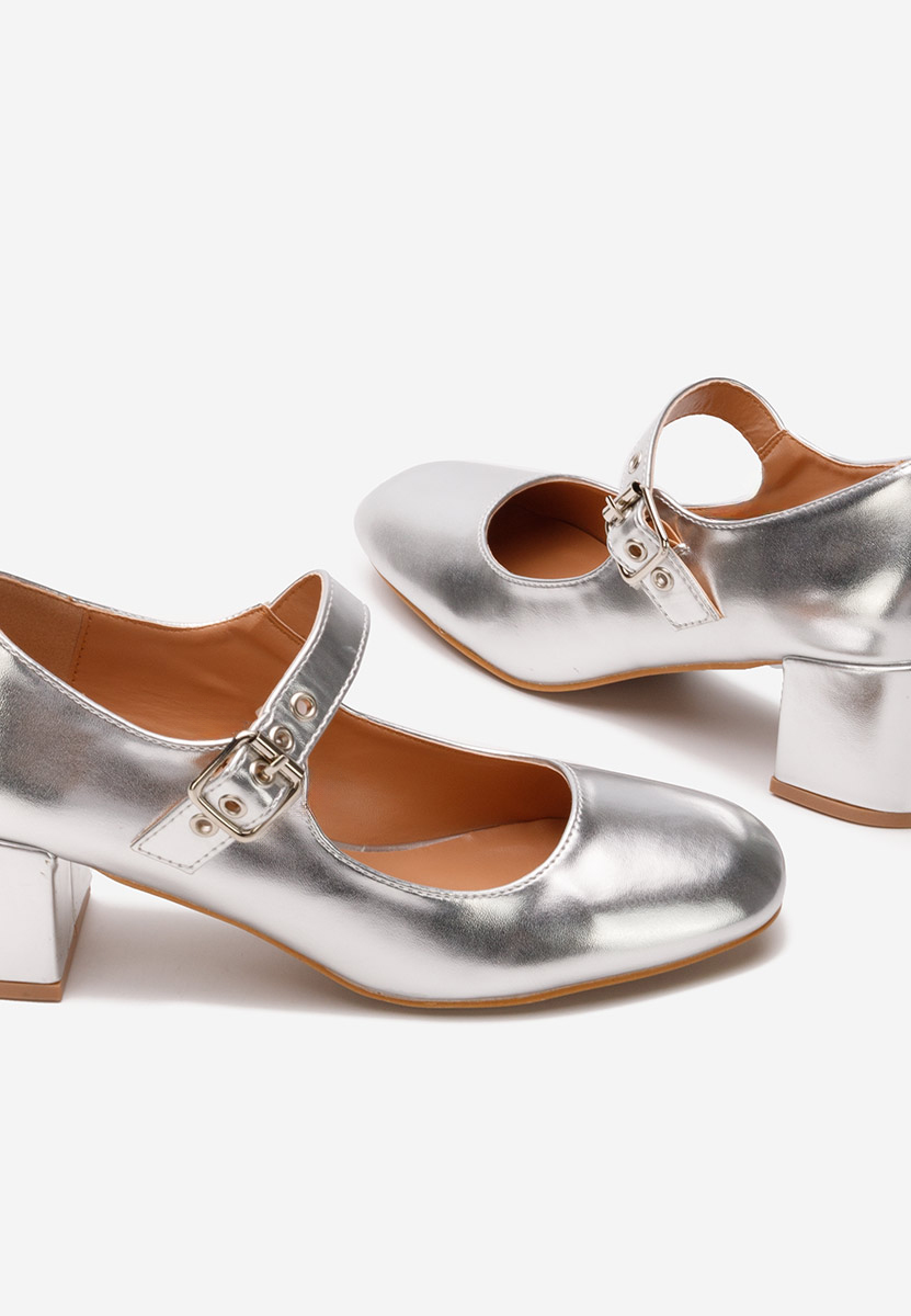 Stribrné lodičky na hrubém podpatku Milady