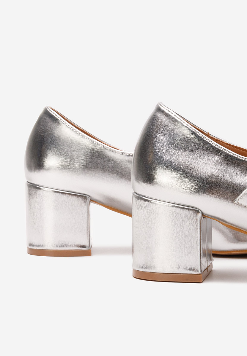 Stribrné lodičky na hrubém podpatku Milady