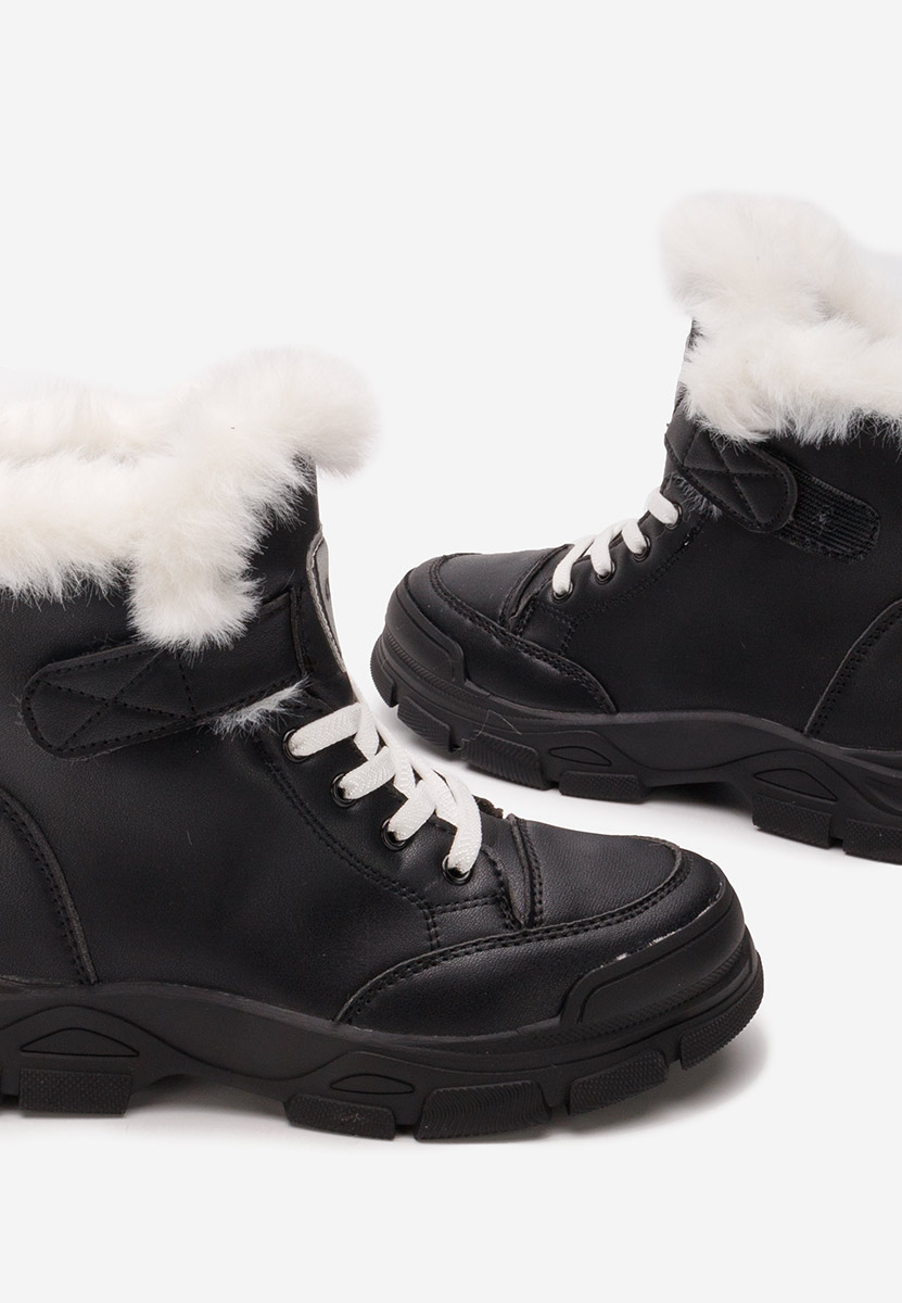 Černé chlapecké kotníkové boty Dalvin