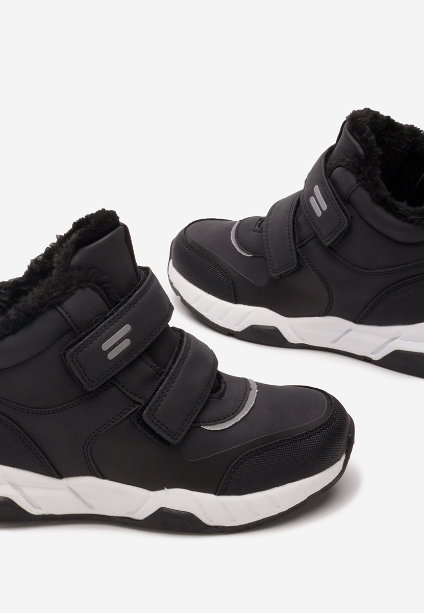 Černé chlapecké kotníkové boty Arstel