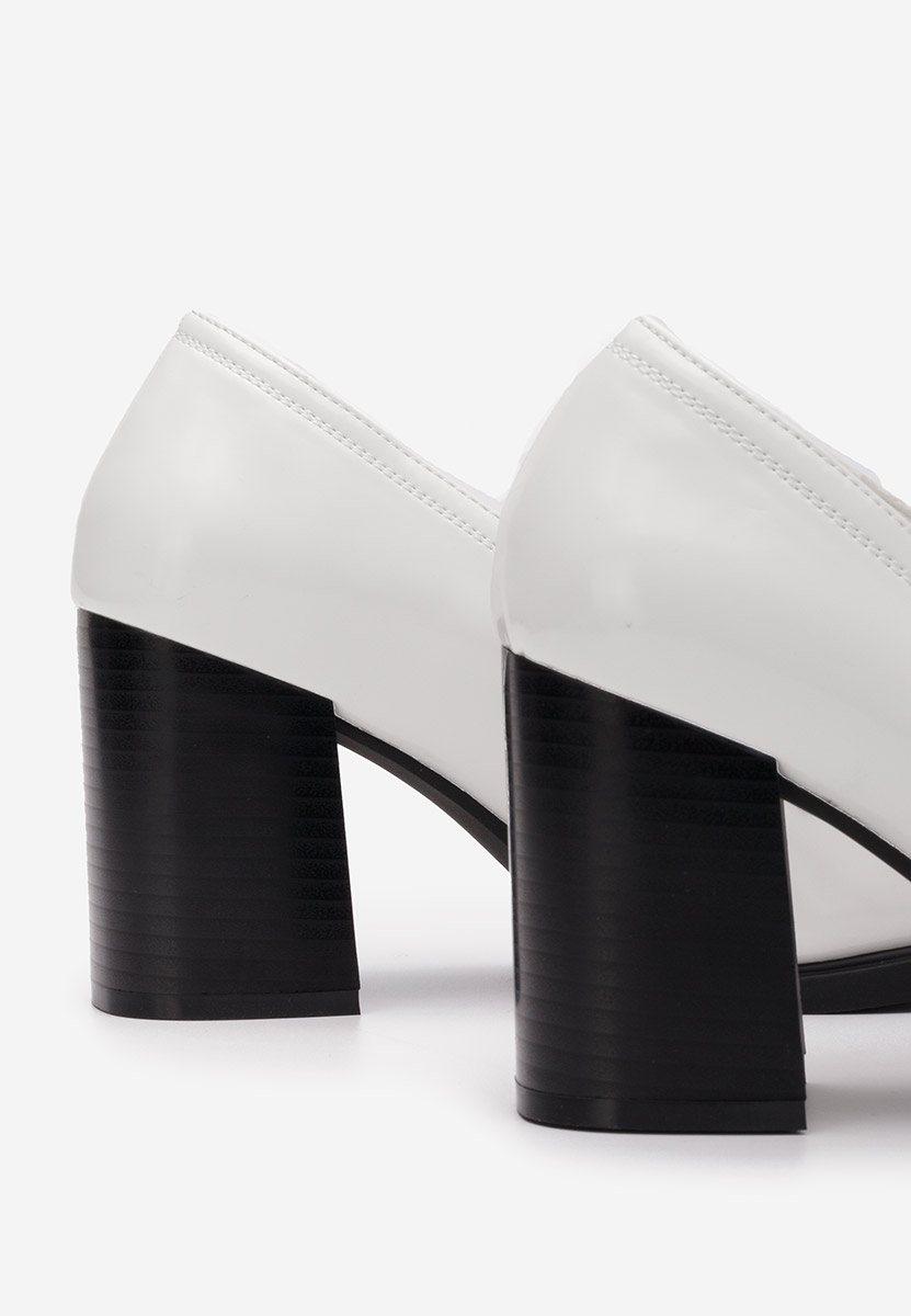 Bílé mokasíny na podpatku Odesia V4