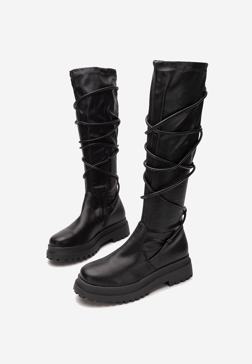 černé vysoké kozačky na plochém podpatku Cazorla