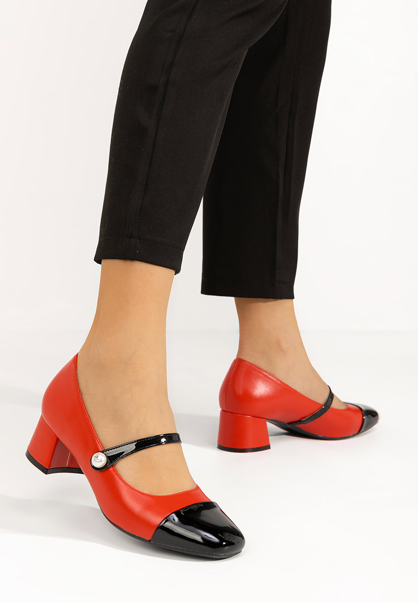 Červené lodičky na hrubém podpatku Blety