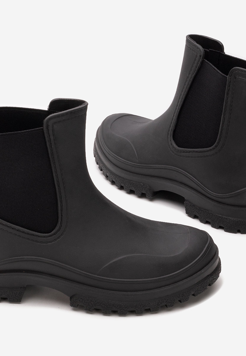 Černé dámské kotníkové holínky Idecsa