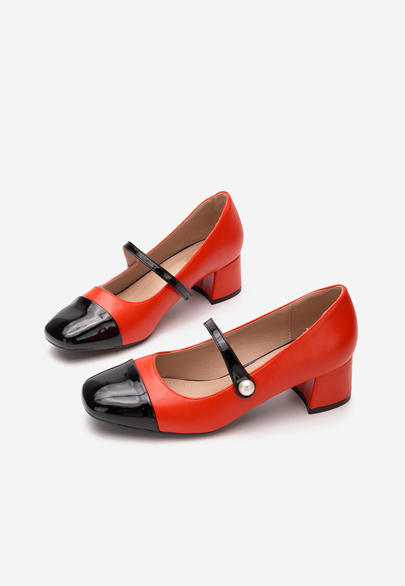 Červené lodičky na hrubém podpatku Blety