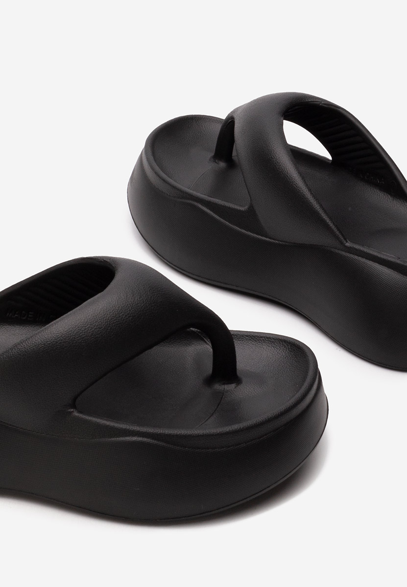 Černé dámské nazouváky Katheryn