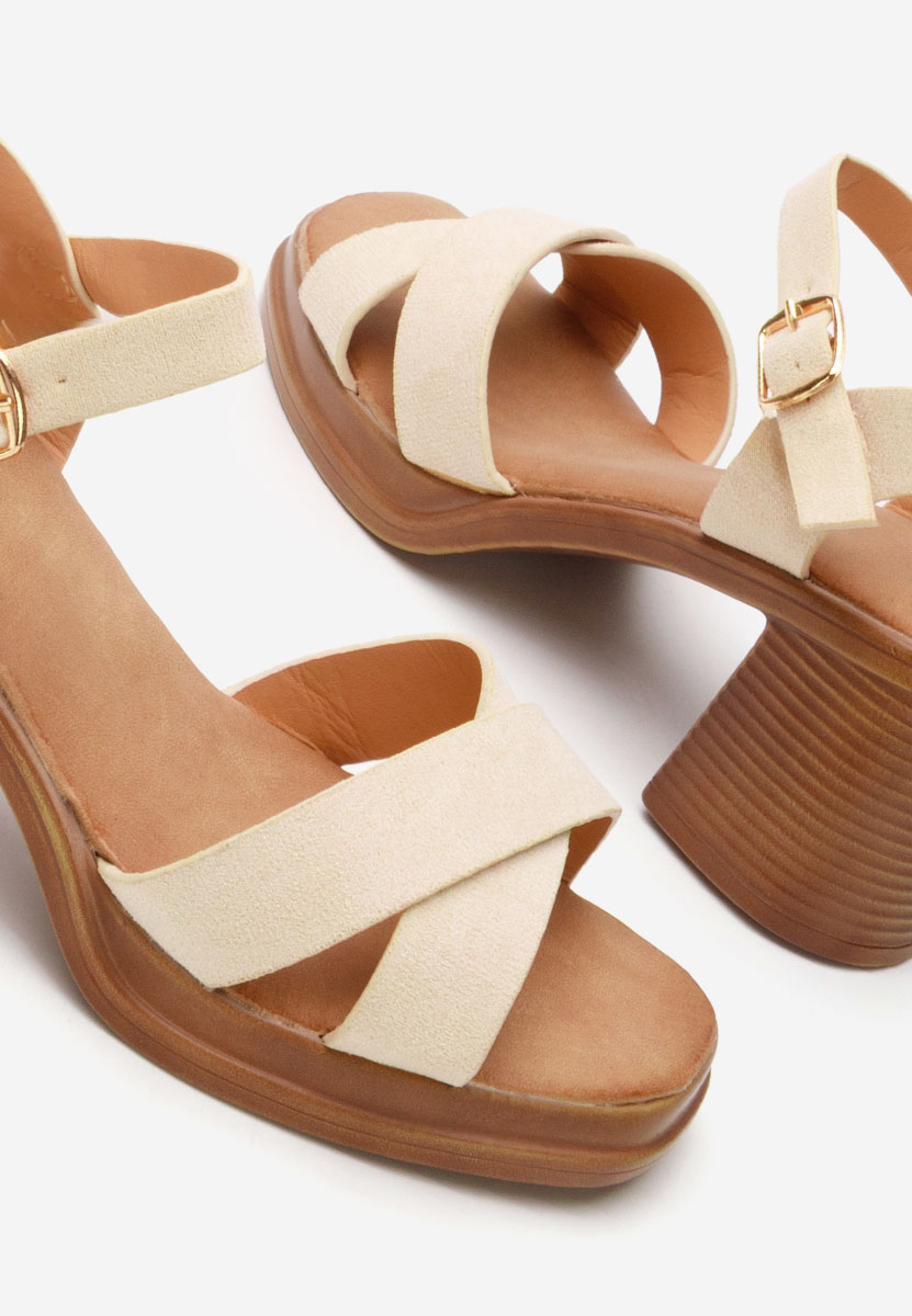 Béžové sandály na podpatku Jacqualine