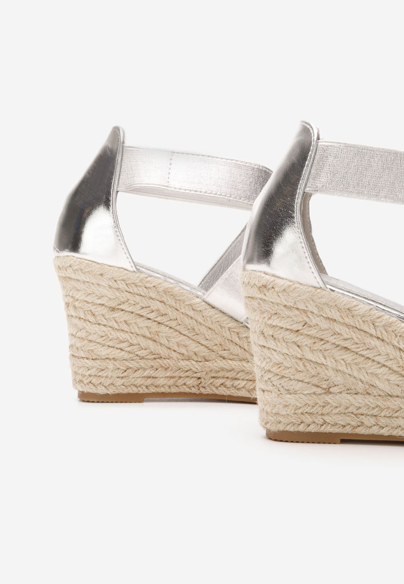 Stribrné sandály na klínku Rosaria