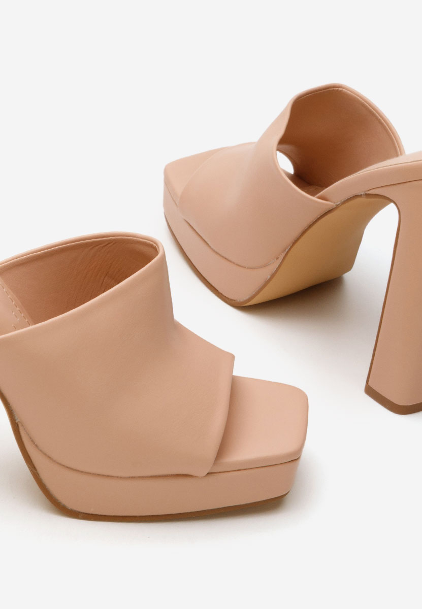 Tělové pantofle na podpatku Jysela