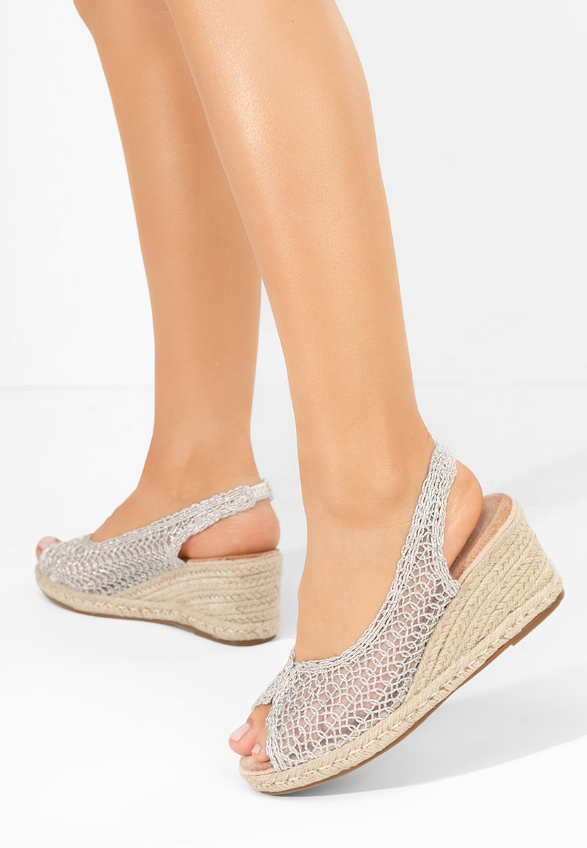 Stribrné sandály na klínku Xiomara