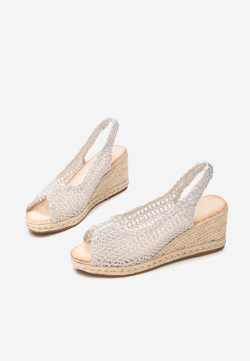 Stribrné sandály na klínku Xiomara