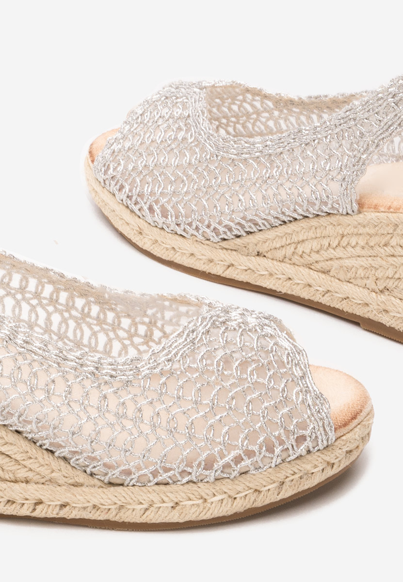 Stribrné sandály na klínku Xiomara