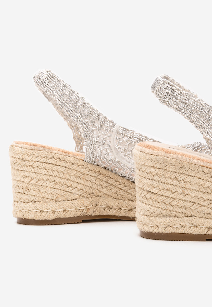 Stribrné sandály na klínku Xiomara