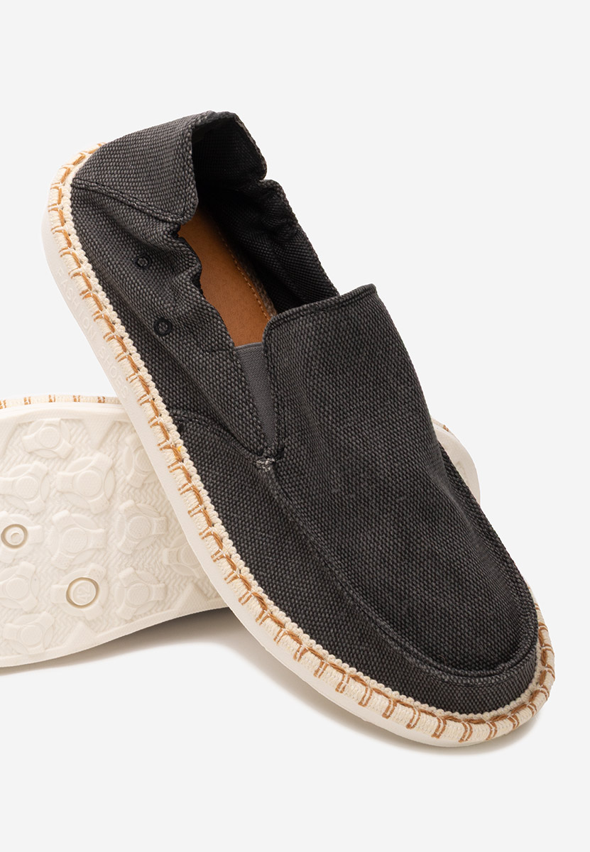 Černé  Casual Santana