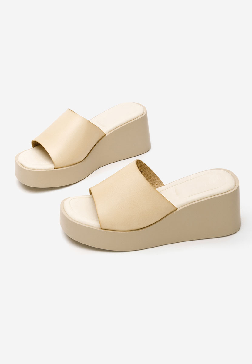 Béžové pantofle na platformě Kamilya