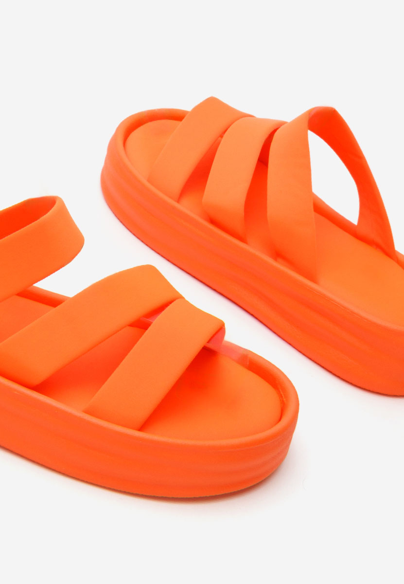 Oranžové pantofle na platformě Porteo