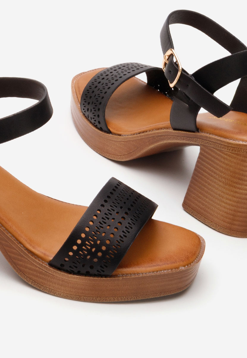 Černé sandály na podpatku Viena Černé sandály na podpatku Viena