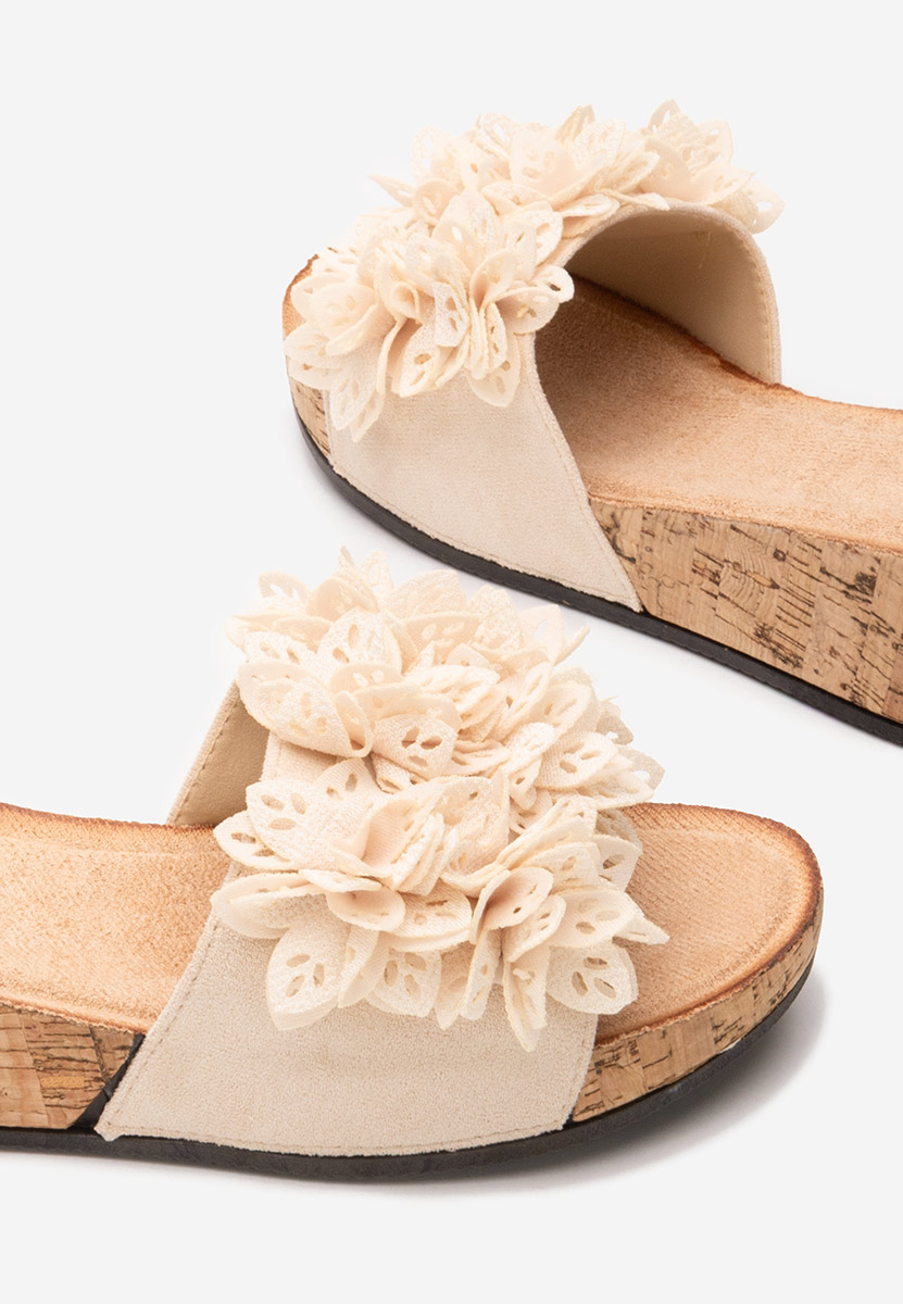 Béžové pantofle na platformě Floralia