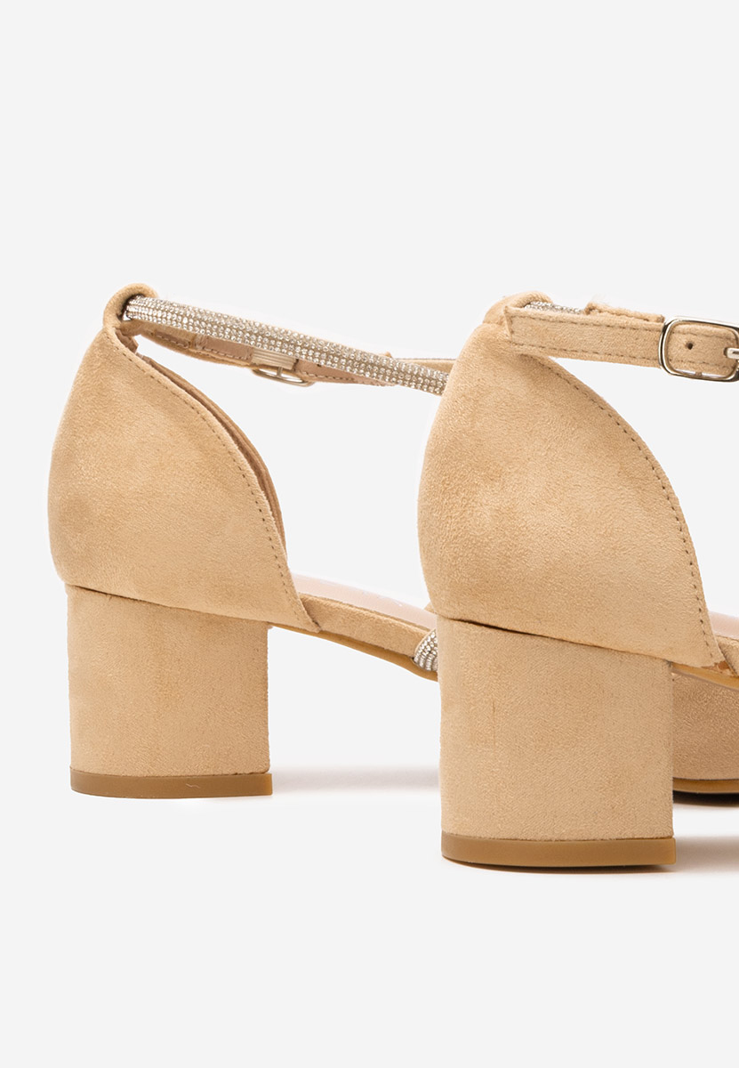 Béžové lodičky na hrubém podpatku Wava