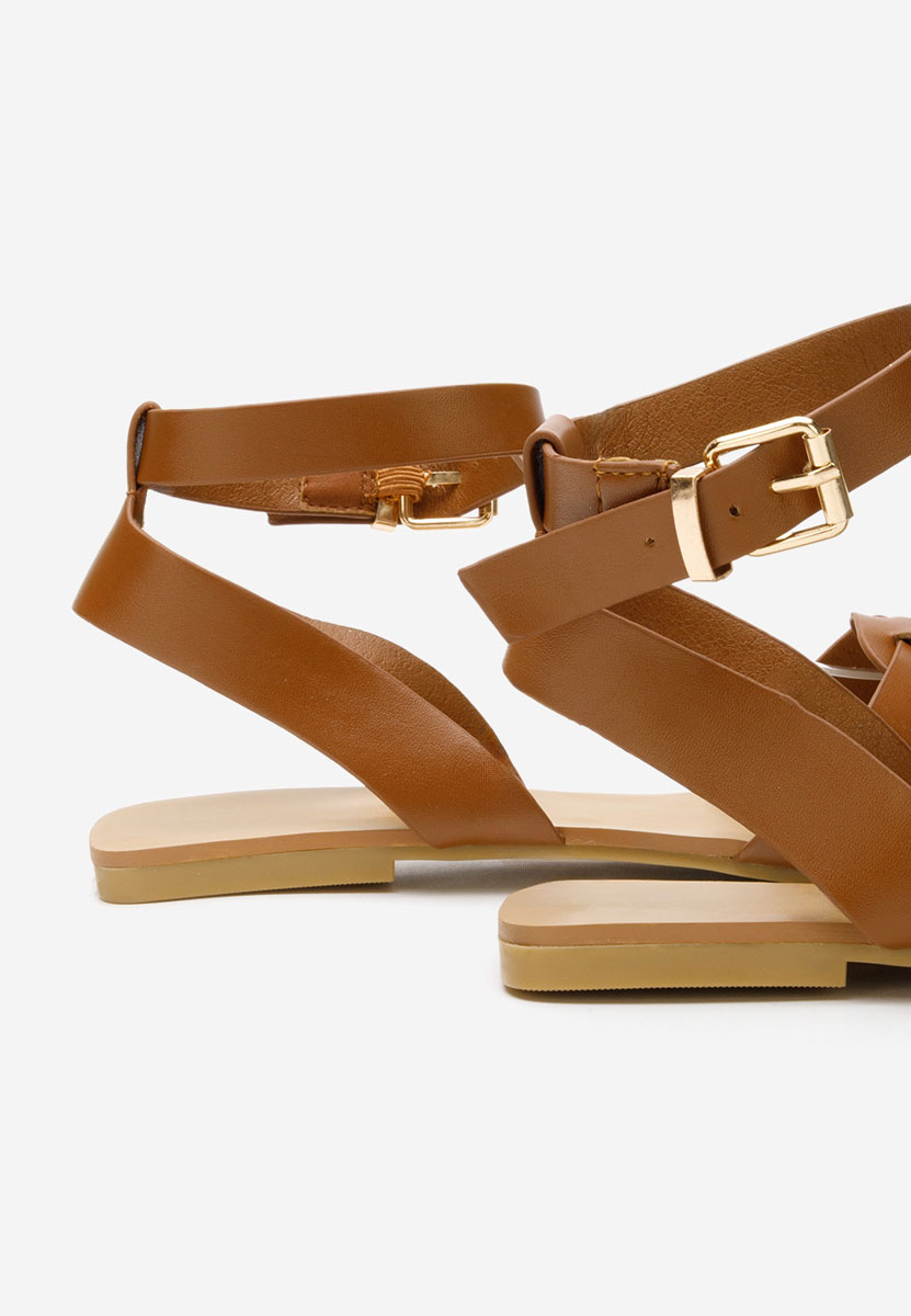 Camelové sandály bez podpatku Carysa