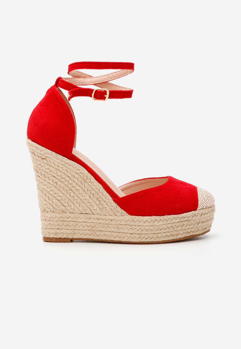 Červené sandály na klínku Saniza V3