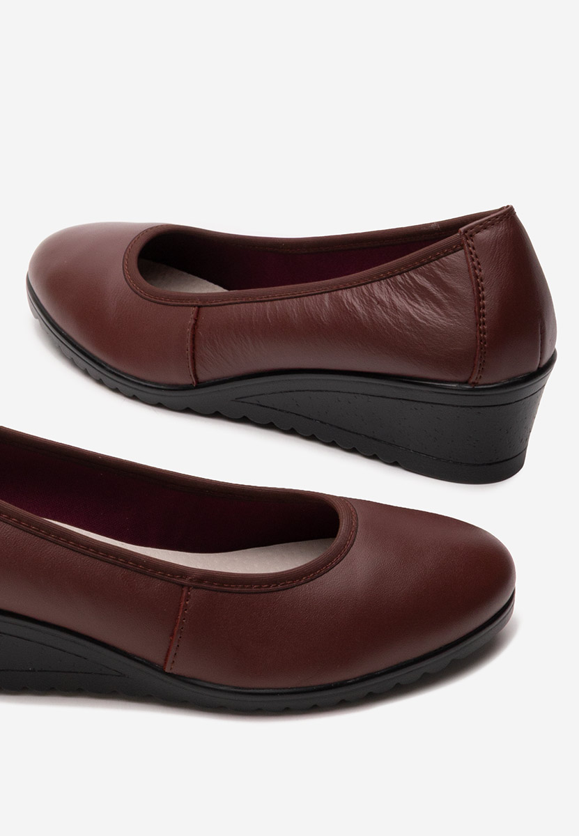 Bordové lodičky na klínku Josmia