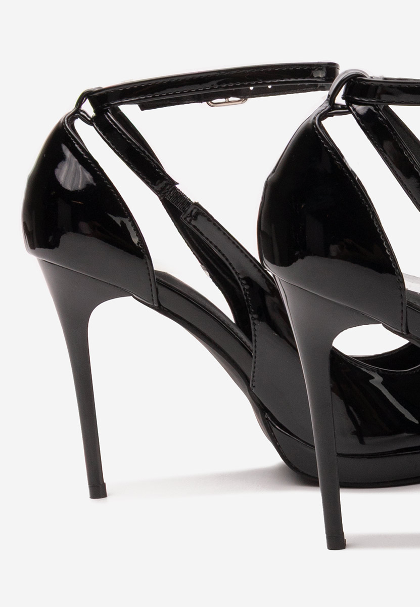 Černé lodičky do špičky Creona