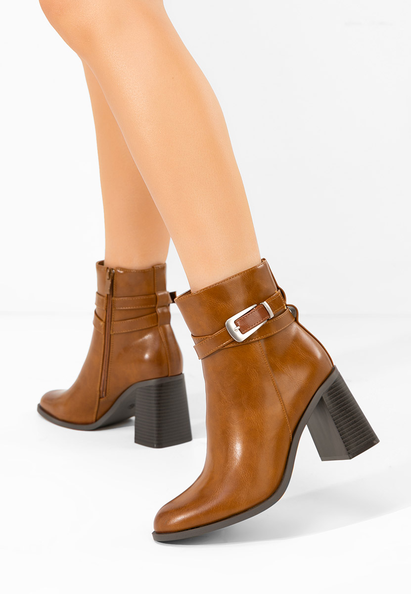 Camelové kotníkové boty na podpatku Reica