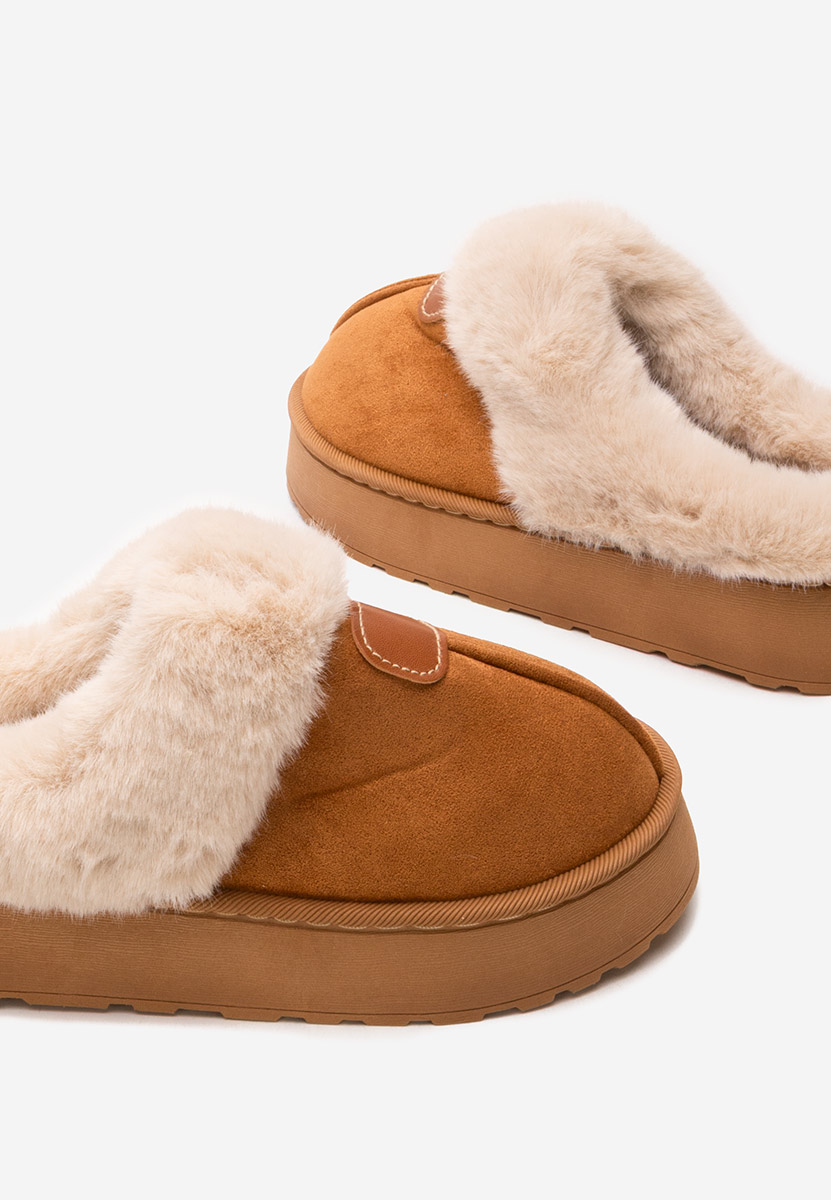 Camelové domácí pantofle Flufina