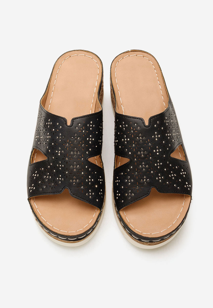 Černé pantofle na klínku Larue