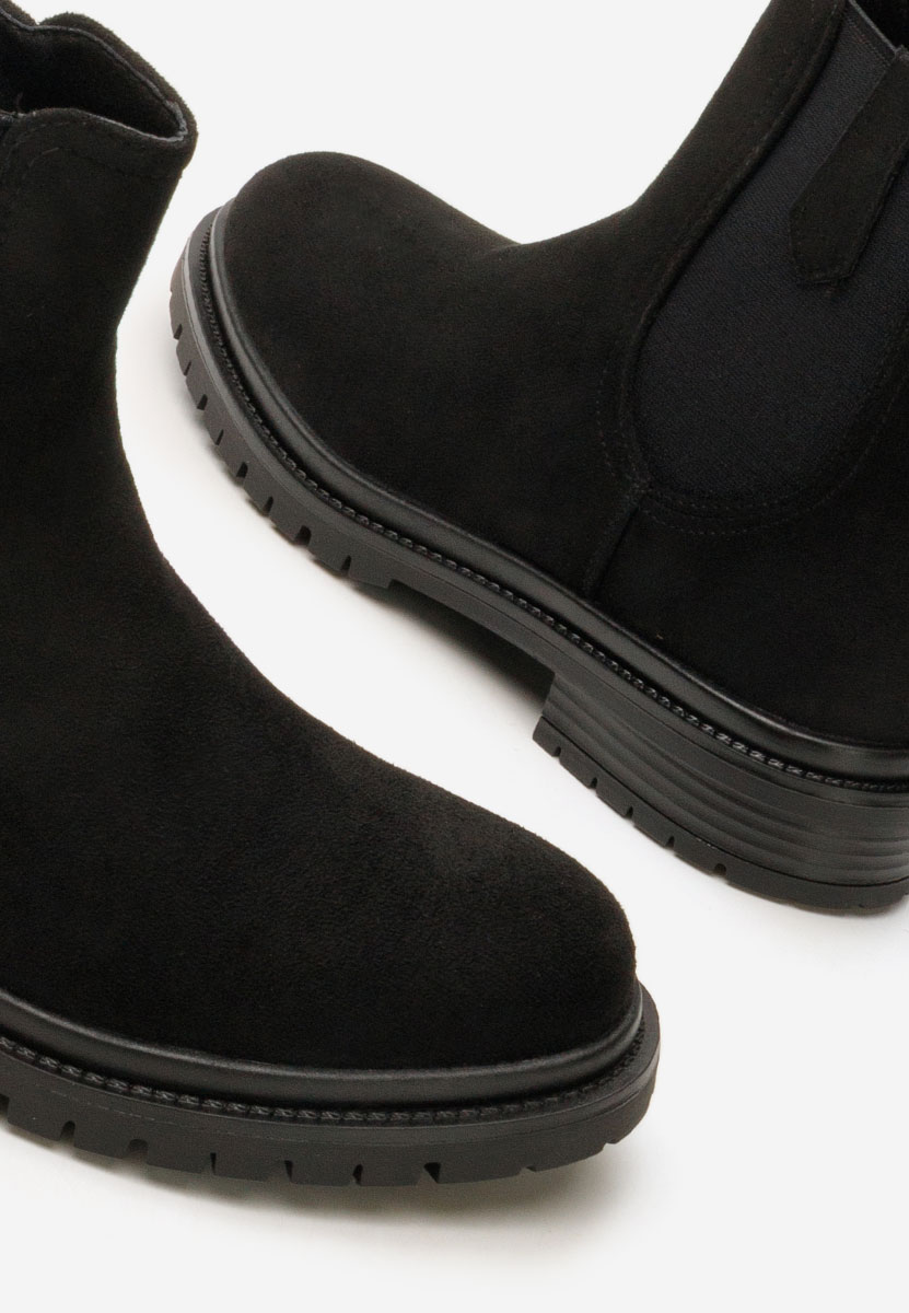 Černé dámské kotníková obuv Nevea