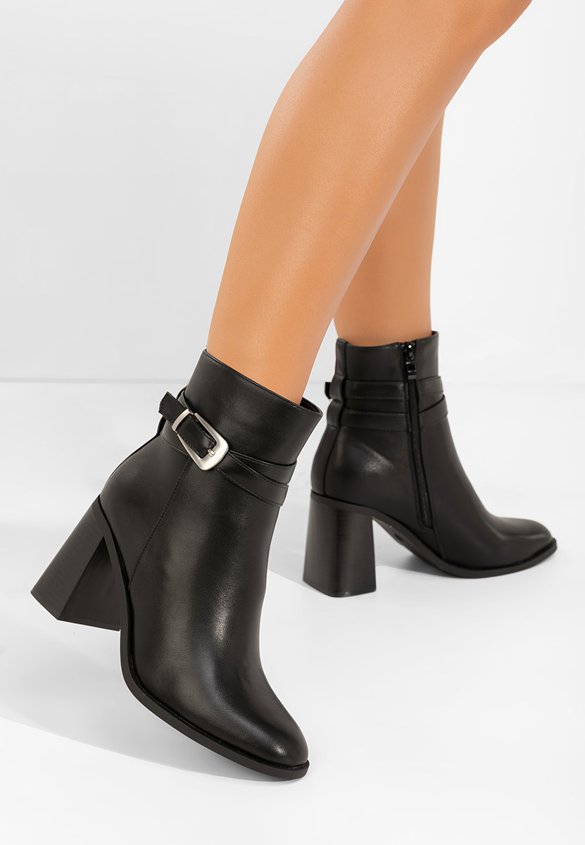 Černé kotníkové boty na podpatku Reica