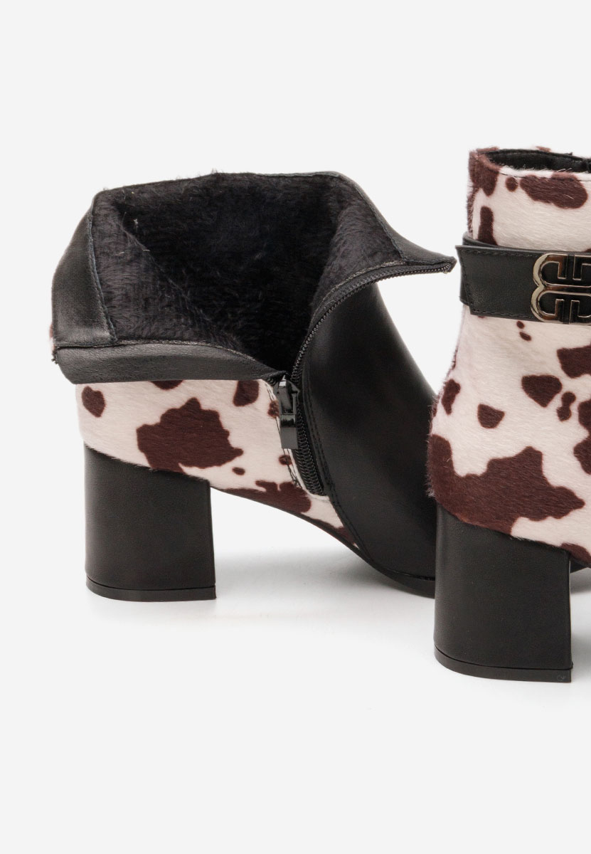 Černé kotníkové boty na podpatku Marivora