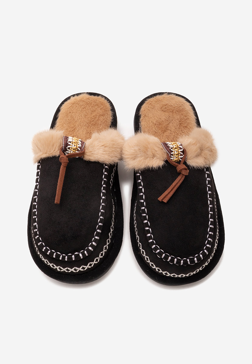 Černé domácí pantofle Zeriva