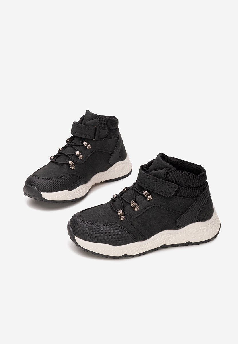 Černé chlapecké kotníkové boty Isnor